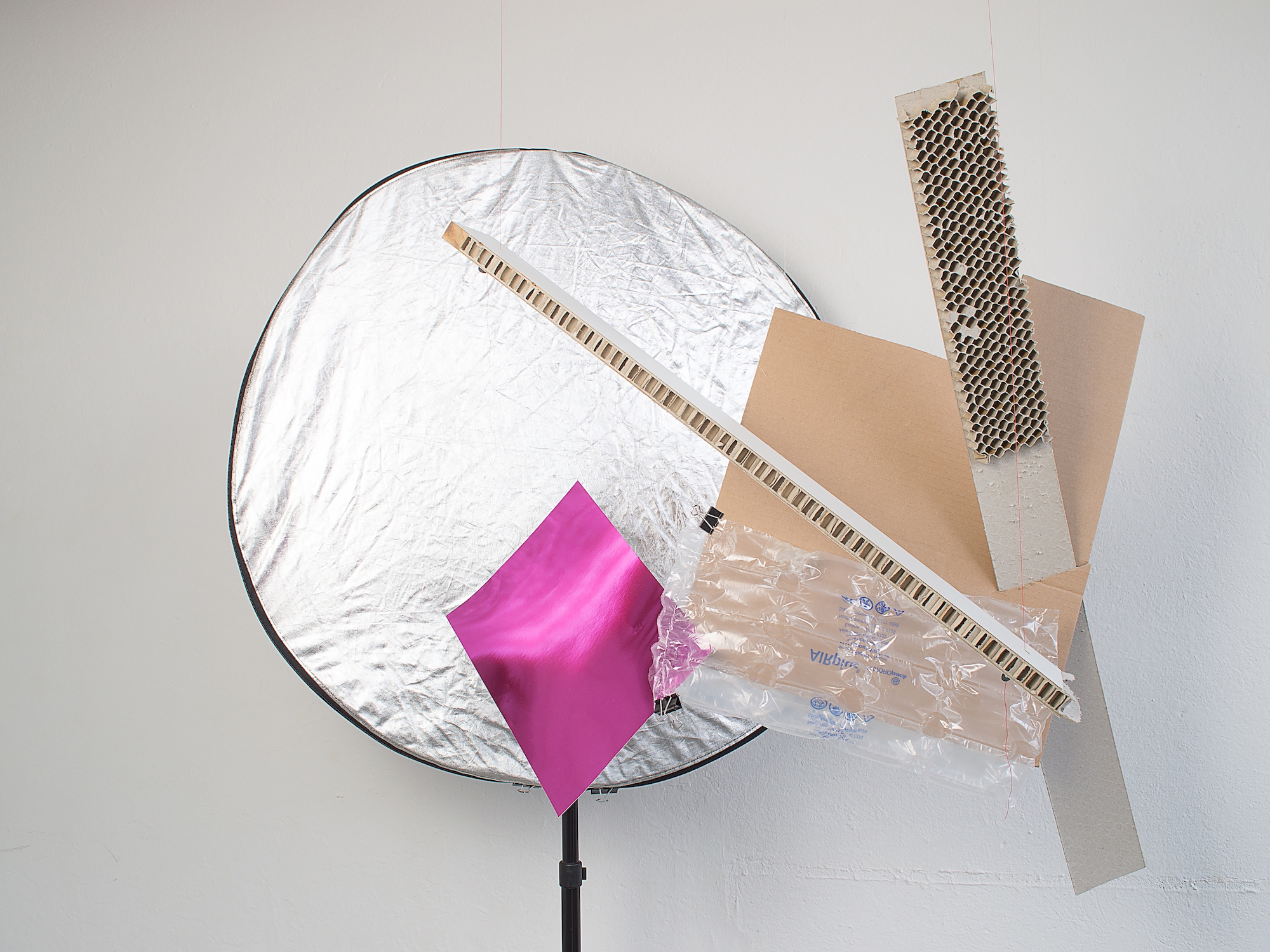 Untitled (round silver,pink carton) 2015